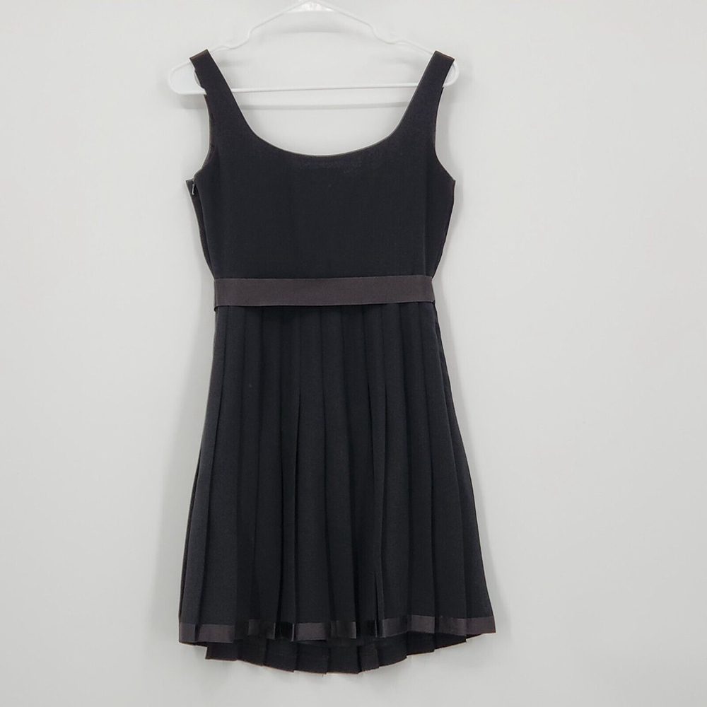 LAUNDRY by Shelli Segal Black Dress Knife Pleated LBD Satin Bow Waist Trim Sz 6 - Picture 2 of 10